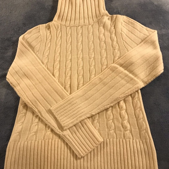 J. Crew Sweaters - J. Crew Wool/Cashmere Blend Turtleneck Sweater